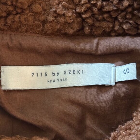 7115 by Szeki sz S Cozy Brown Sherpa Pullover turtleneck with pockets good cond - Picture 8 of 9